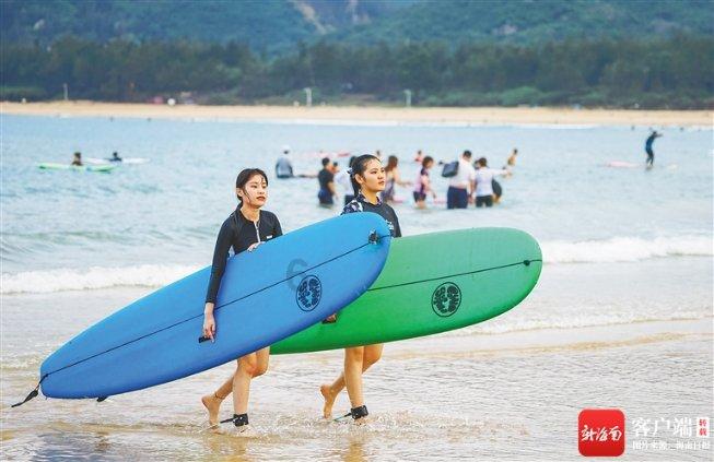 农场漂亮女孩