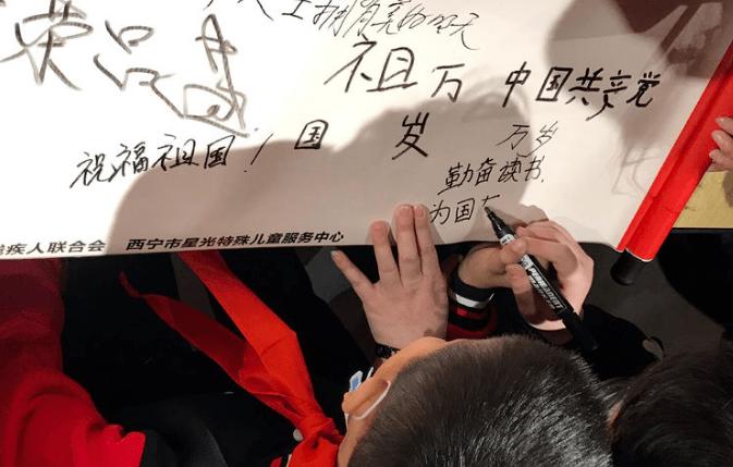 声生不息提前营业：女队两大唱将加入气氛沉重，男队幸好有周深